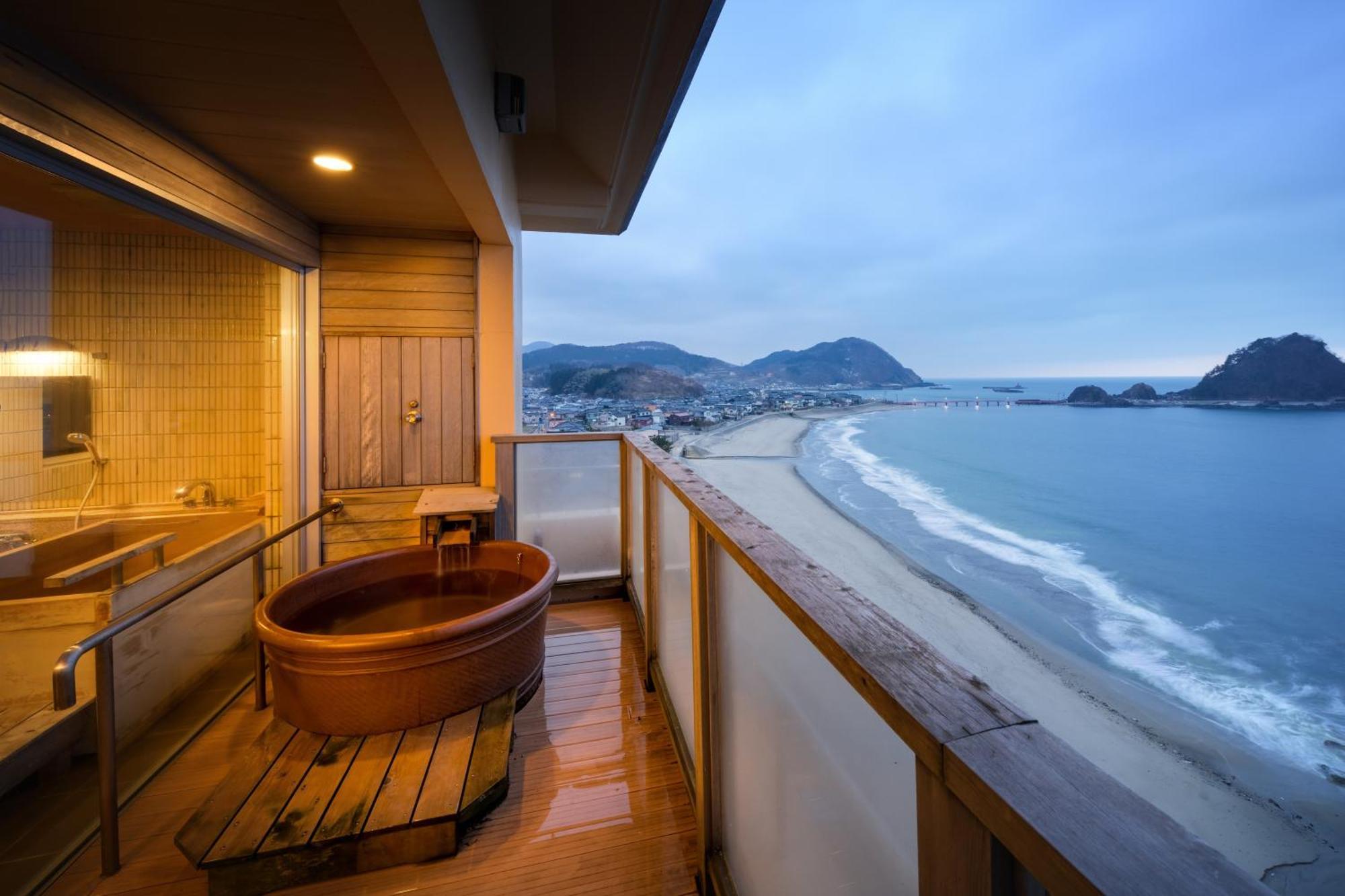 Yura Onsen Yaotome Hotel Tsuruoka Buitenkant foto