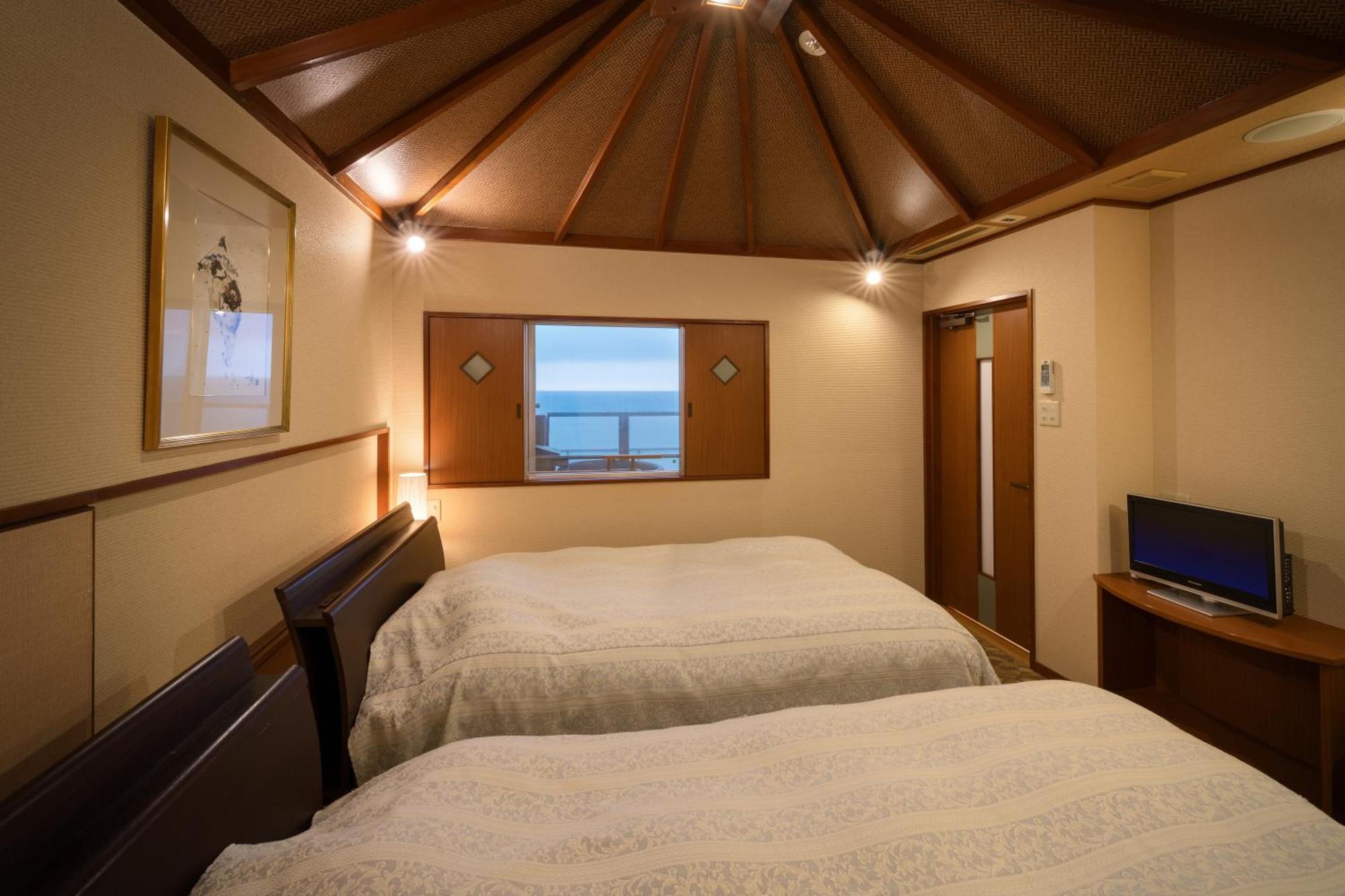Yura Onsen Yaotome Hotel Tsuruoka Buitenkant foto