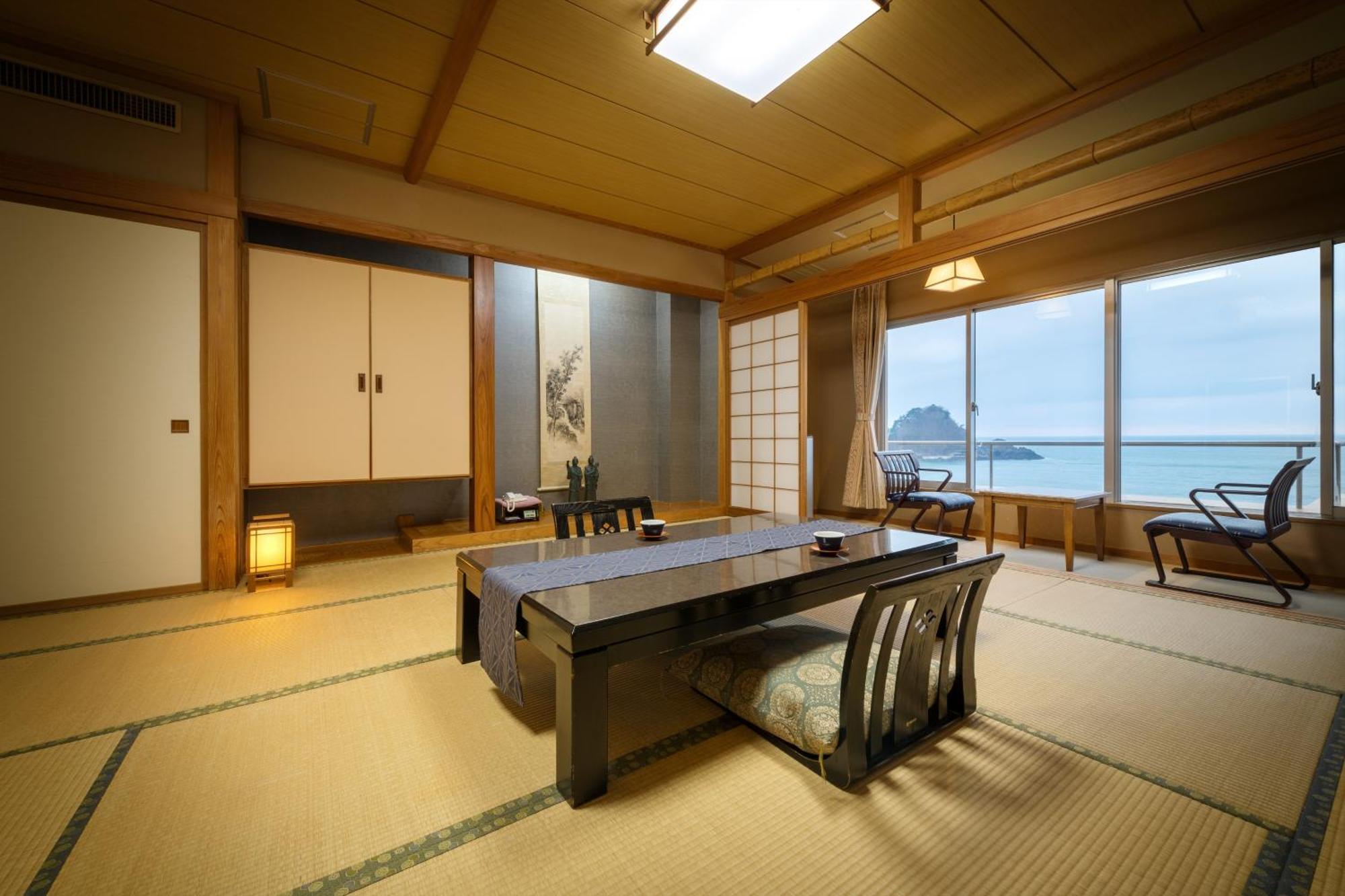 Yura Onsen Yaotome Hotel Tsuruoka Buitenkant foto
